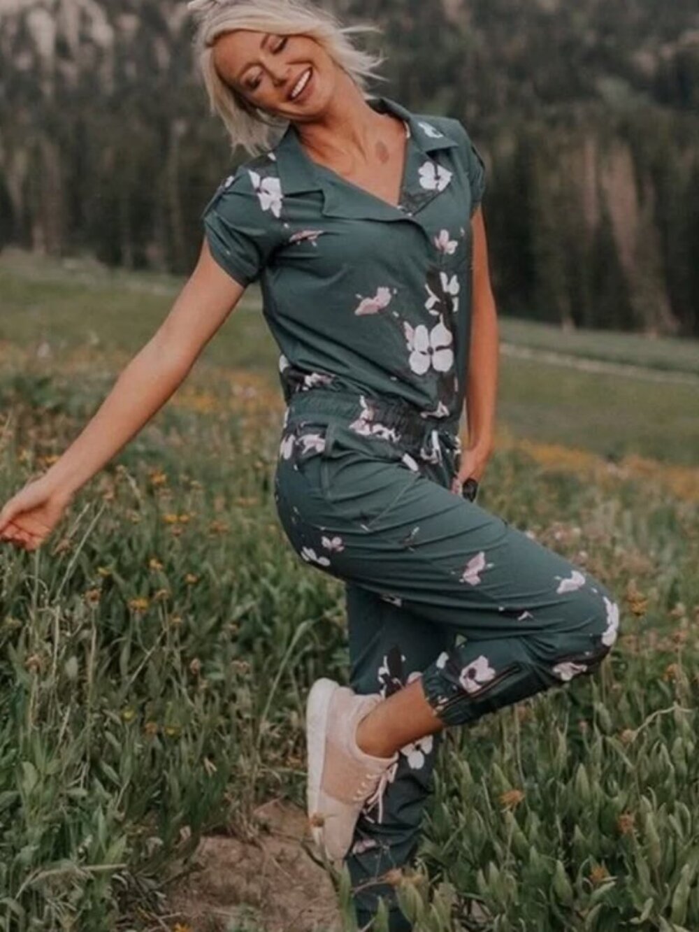Albion Women's Orchid Collar Jumpsuit Teal Green Floral Short Sleeve Size Small